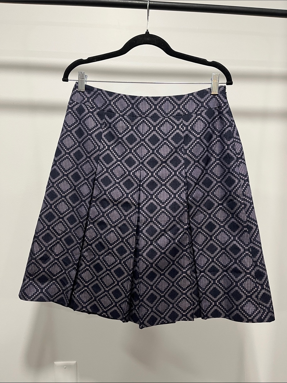 Ann Taylor Navy and Light Gray Geometric Skater Skirt